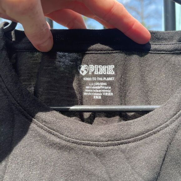 Pink by Victoria’s Secret graphic tee shirt - Picture 3 of 3